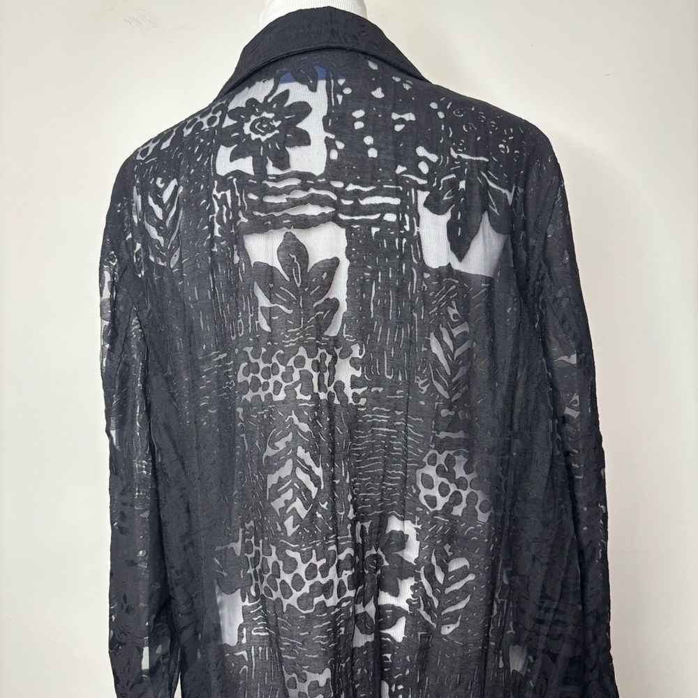 Susan Graver Lace Mesh Button-Front Top Black Size 2X Long Sleeve V-Neck Collar - Picture 4 of 13